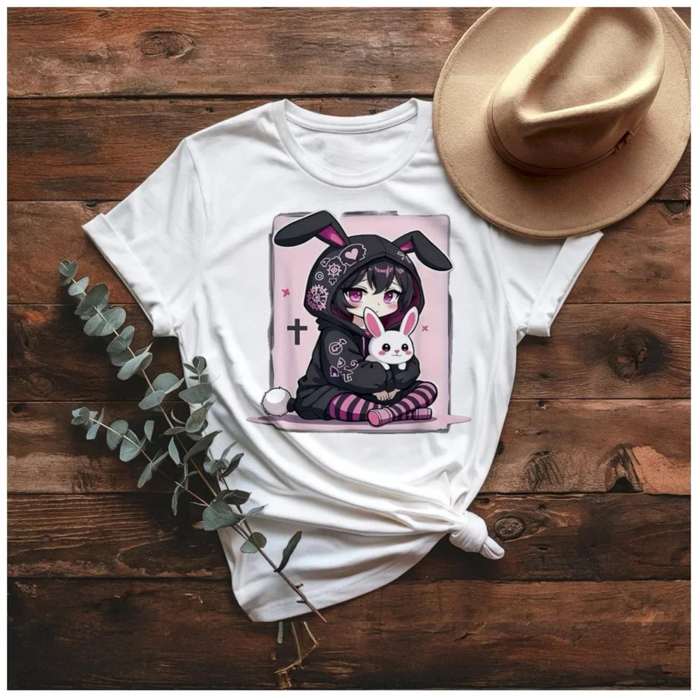 Black Cat Graphic T-Shirt